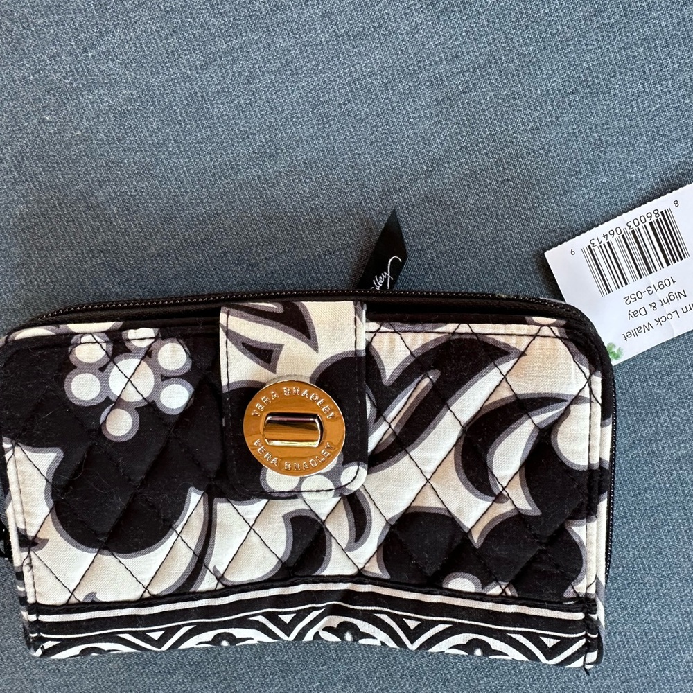 Vera Bradley black and white wallet new